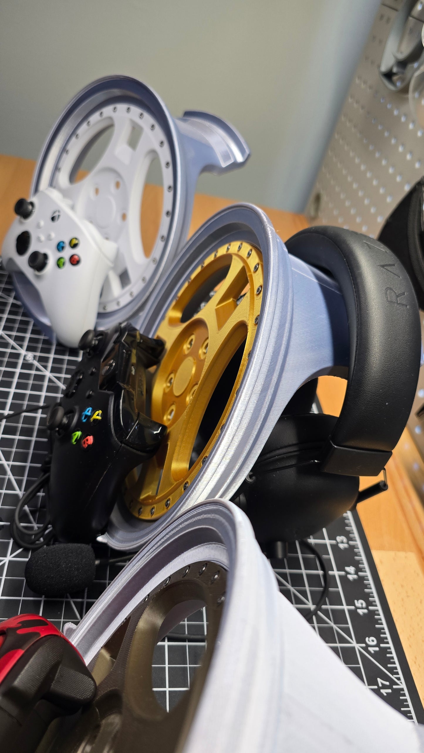 Advan SA3 style - Controller & Headset Stand