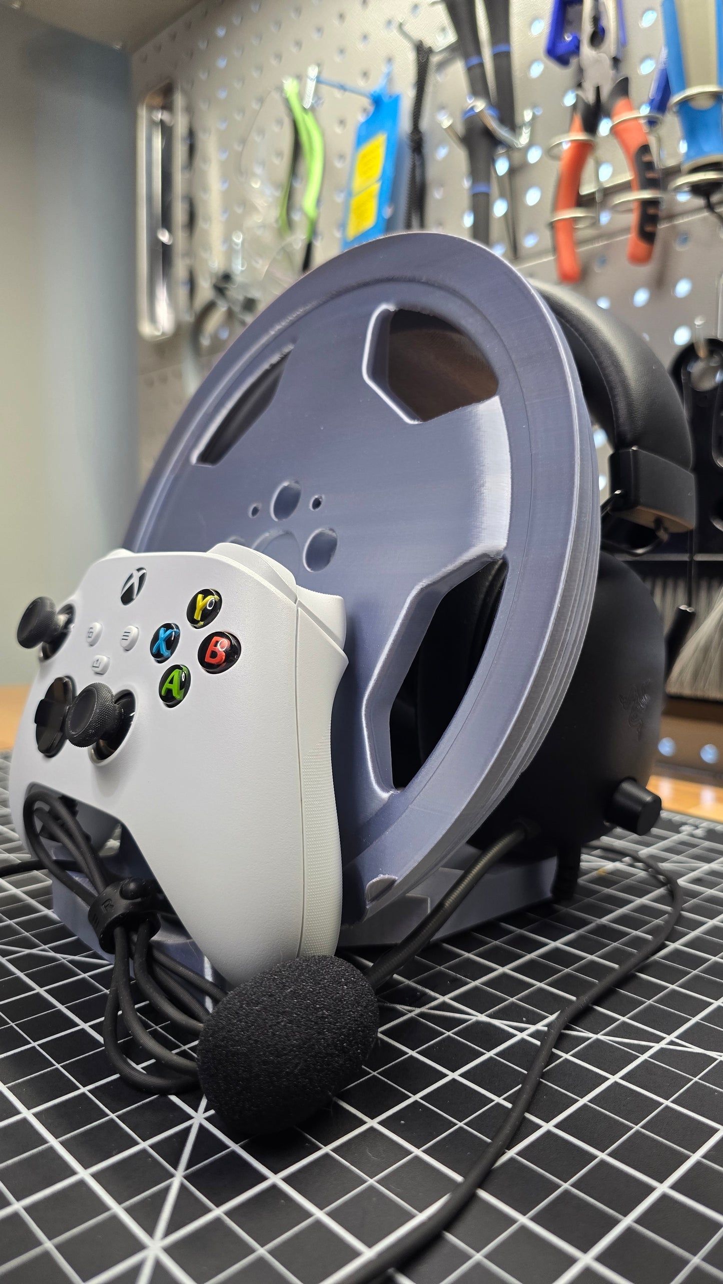 Monoblock style - Headset & Controller Stand