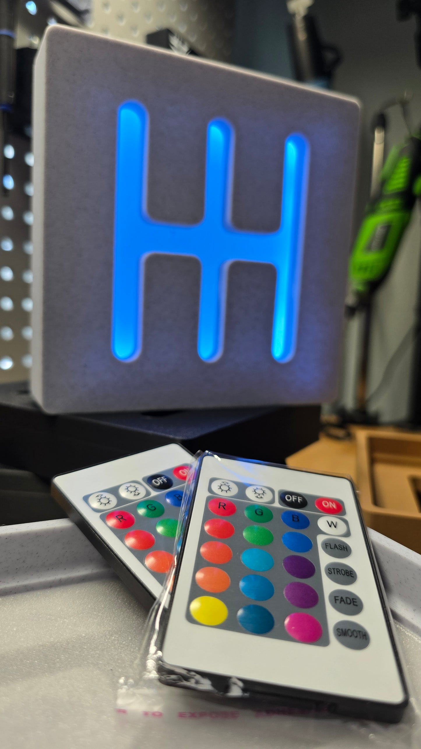 Gated Shift - 5 Speed w/ Reverse - Lightbox